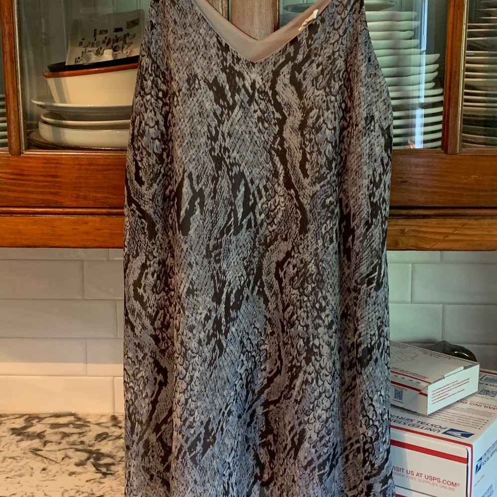 By together  brand  fully lined mini dress/tunic.‎ Worn about 3x